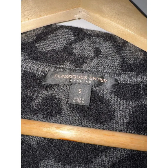 Classiques Entier Leopard Silk Cashmere Wool Sweater Cardigan Jacket SZ SMALL - Picture 3 of 9